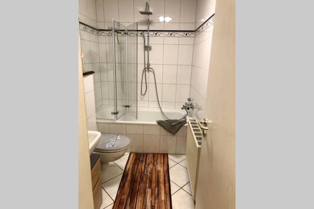 Apartment Zum Goldenen Lowen Inkl. Parkplatz & Wlan Ерфурт Екстериор снимка